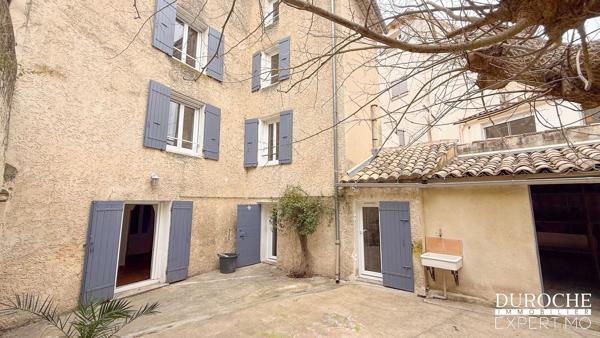 Maison de ville à vendre à Orange – 124 m² avec cour intérieure de 85 m²