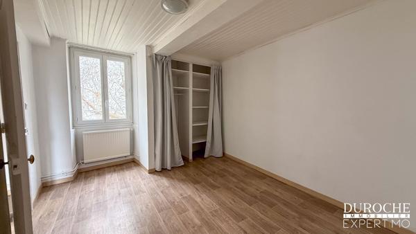 Maison de ville à vendre à Orange – 124 m² avec cour intérieure de 85 m²