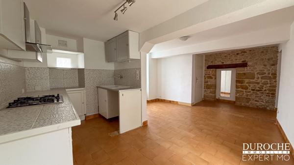 Maison de ville à vendre à Orange – 124 m² avec cour intérieure de 85 m²