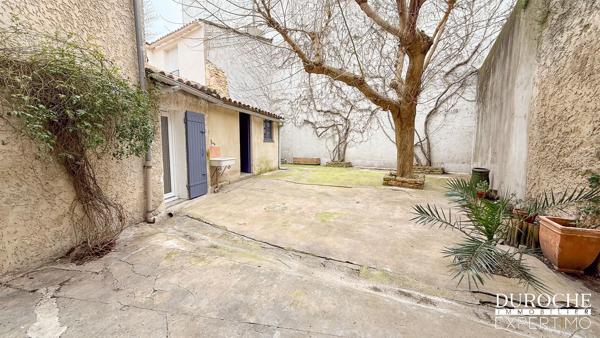 Maison de ville à vendre à Orange – 124 m² avec cour intérieure de 85 m²