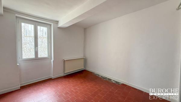 Maison de ville à vendre à Orange – 124 m² avec cour intérieure de 85 m²