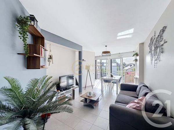 Appartement T3 à vendre  3 pièces - 63,19 m 2   RENNES  - 35