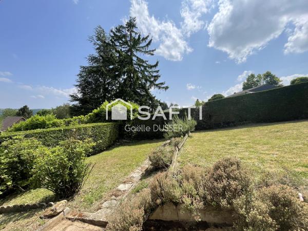 A Saint Eloy les Mines, très belle maison sur les hauteurs dominant les Combrailles