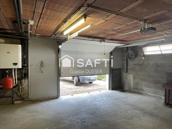 A Saint Eloy les Mines, très belle maison sur les hauteurs dominant les Combrailles