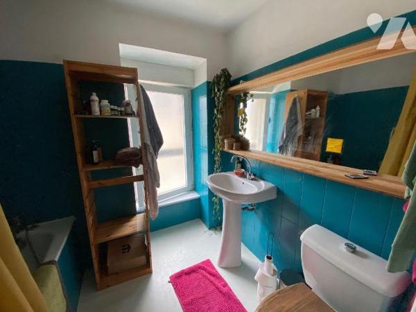 Maison à Vendre à Paimpol (22500) en Côtes-d'Armor (22)

Maison située au sein de la commune ...