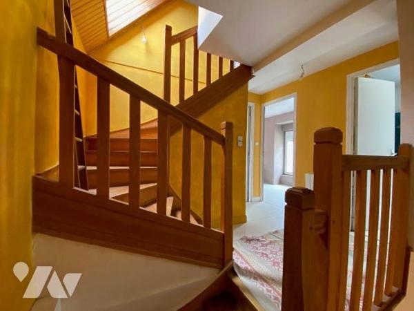 Maison à Vendre à Paimpol (22500) en Côtes-d'Armor (22)

Maison située au sein de la commune ...