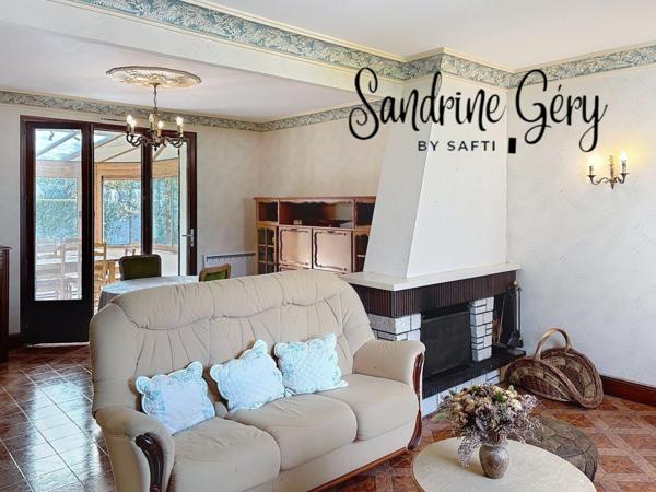 Pavillon à proximité des écoles à Pouancé