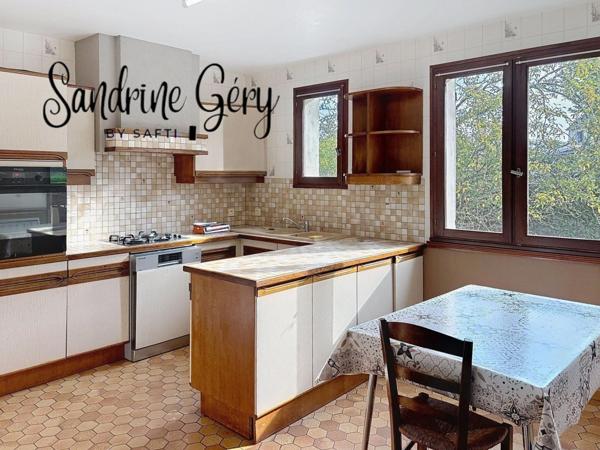 Pavillon à proximité des écoles à Pouancé