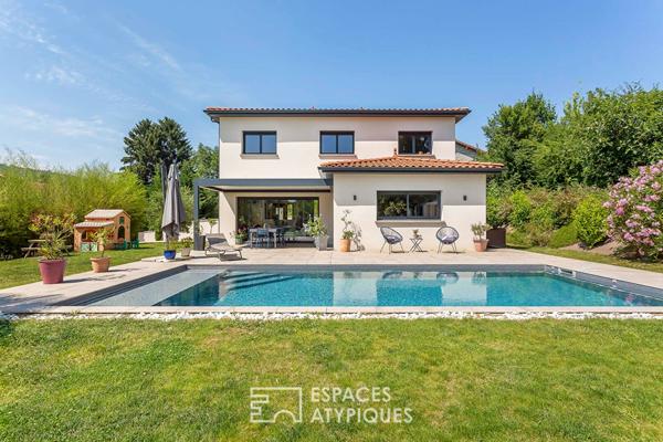 Maison contemporaine avec piscine