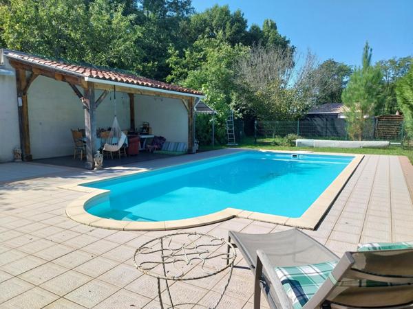 Maison à JONZAC, 17500 - 7 pièces 123m²