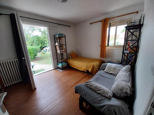 Maison à JONZAC, 17500 - 7 pièces 123m²