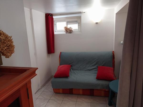 Maison à JONZAC, 17500 - 7 pièces 123m²