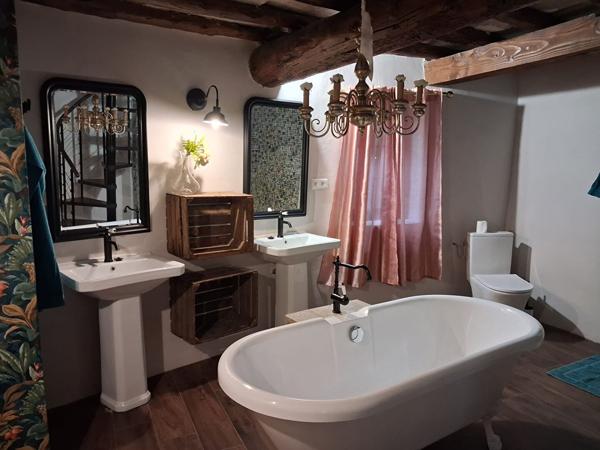 A VENDRE - Maison de village Marguerittes 3 pièce(s) - 90m²