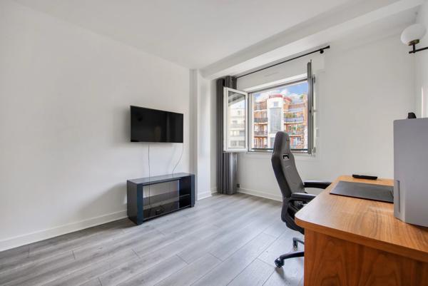 Appartement Paris 16e - MOLITOR