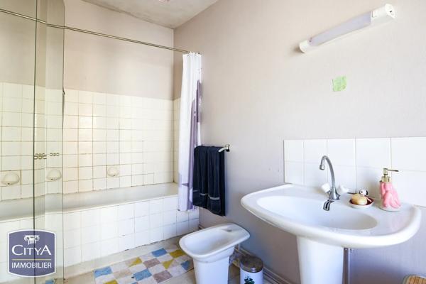 Appartement à vendre 3 pièces 64m² Rochefort (17300)