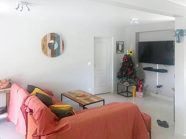 Maison T5 de standing avec piscine