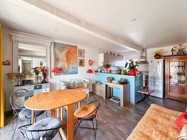 Immeuble composé de 2 appartements T2 avec terrasses 13380 Plan de cuques