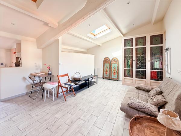 Immeuble composé de 2 appartements T2 avec terrasses 13380 Plan de cuques