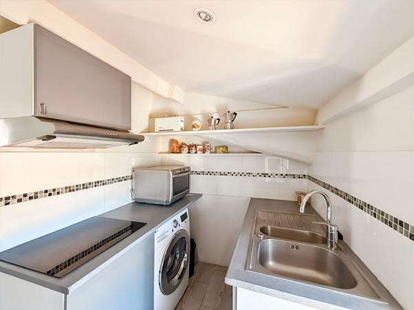 Immeuble composé de 2 appartements T2 avec terrasses 13380 Plan de cuques