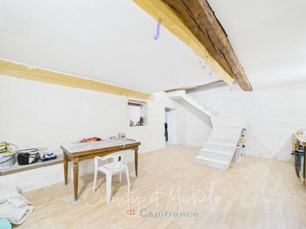 Maison à vendre 5 pièces AITON (73)