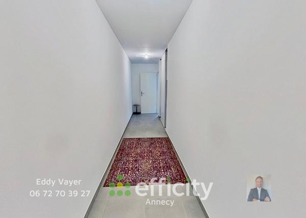 Appartement
         3 pièces
        - 70 m² 319 000 € *