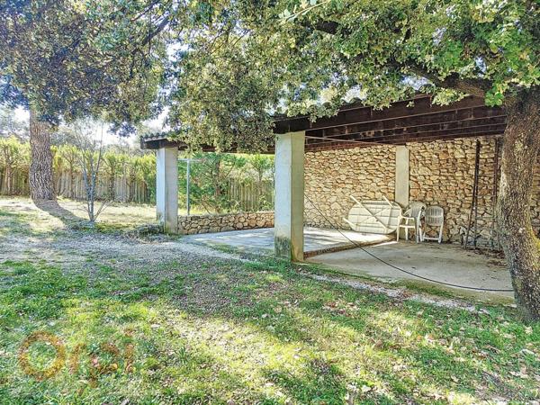 Maison à vendre    3 pièces •  La Bastidonne