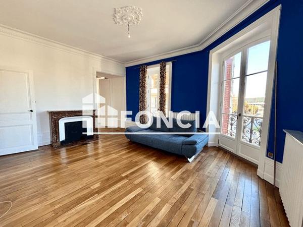 À vendre Appartement 6 pièces 149.84 m² - Roanne 42300