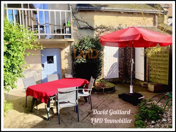 Maison de bourg - T5 - Cour- Proche Commodités -