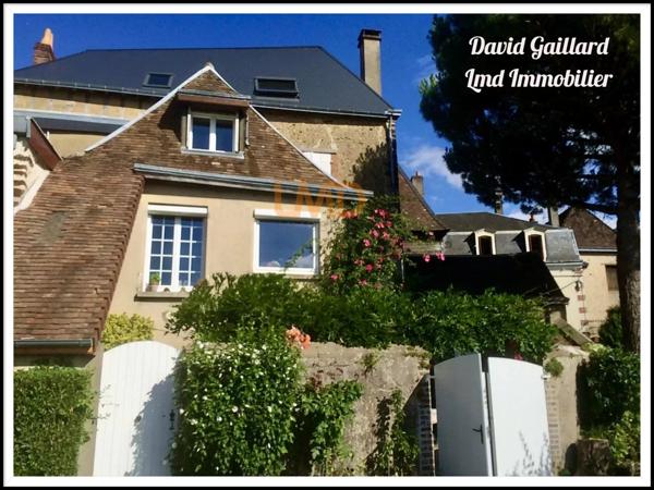 Maison de bourg - T5 - Cour- Proche Commodités -