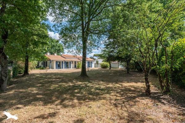 Maison à vendre |  Saint-Colomban |  5 pièces | 128 m²