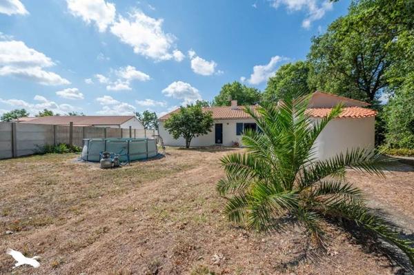 Maison à vendre |  Saint-Colomban |  5 pièces | 128 m²