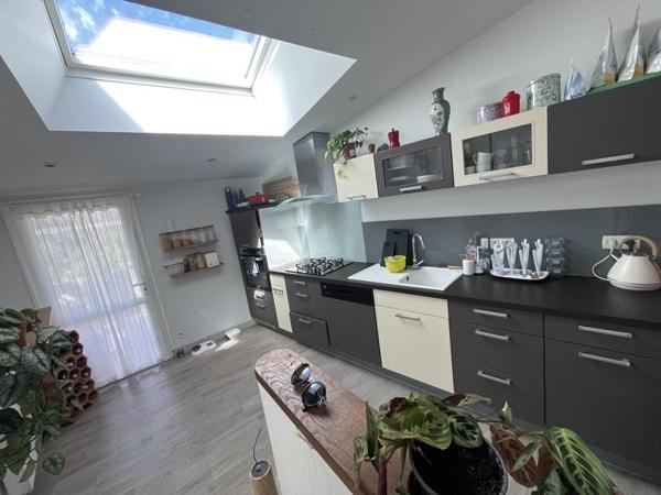 Maison à louer 860 € CC Quimperlé 3 p 73 m² DPE D