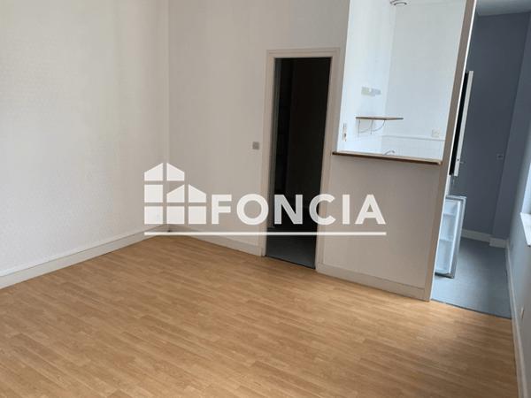 Location Studio 21.18 m² - 16 RUE HAMON Caen 14000