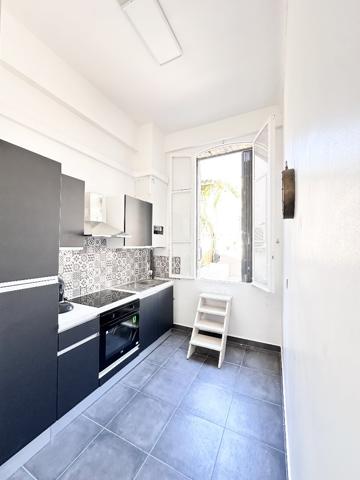 Appartement bourgeois à CANNES (06400)