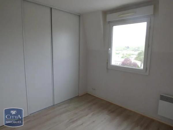 Appartement à louer 2 pièces 46.79m² Épernay (51200)