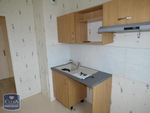 Appartement à louer 2 pièces 46.79m² Épernay (51200)