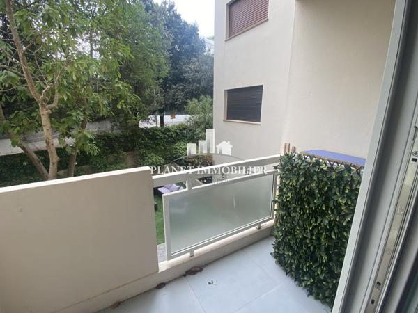 -- LOCATION A L'ANNEE JUAN LES PINS SARAMARTEL 2 Pieces de 42.29 m² --