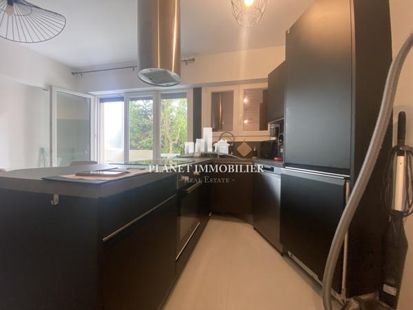 -- LOCATION A L'ANNEE JUAN LES PINS SARAMARTEL 2 Pieces de 42.29 m² --