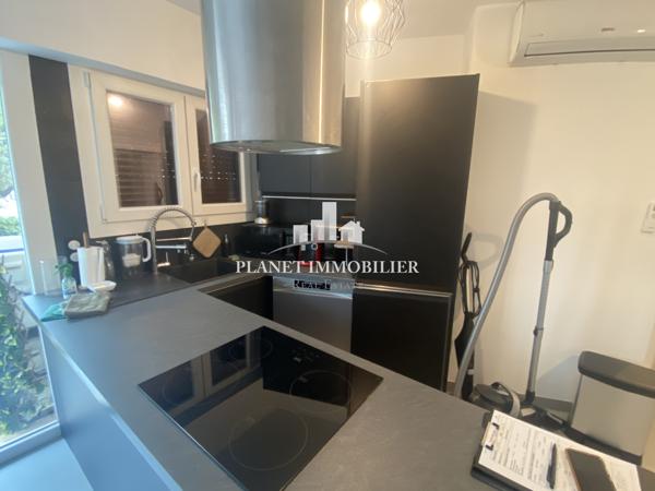 -- LOCATION A L'ANNEE JUAN LES PINS SARAMARTEL 2 Pieces de 42.29 m² --
