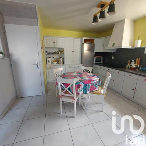 Maison à vendre 5 pièces 84 m² Mortagne-sur-Sèvre