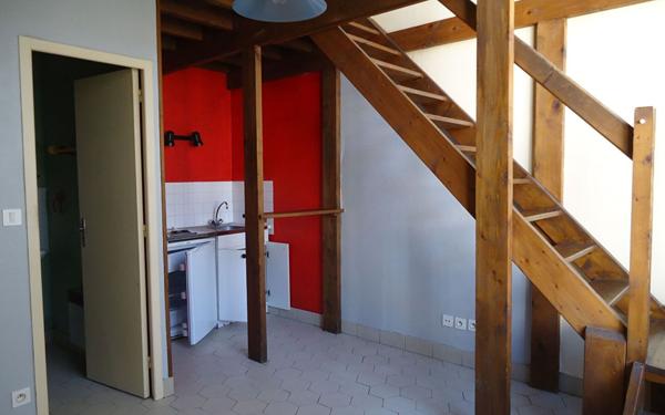 Appartement à louer    2 pièces • 34,79 m2 Compiègne