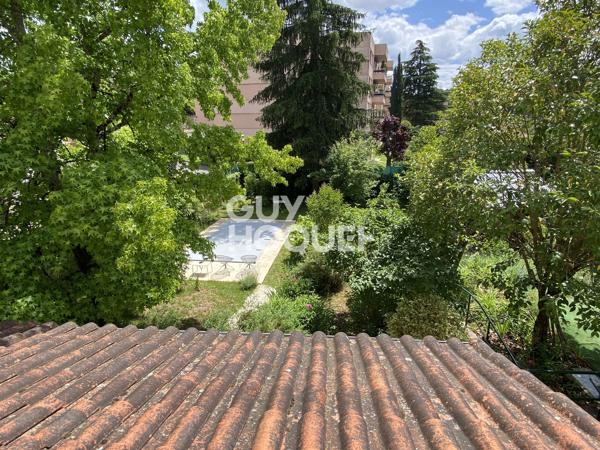 Hyper centre, familiale avec jardin, piscine et garage