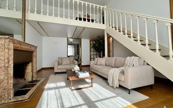 Appartement à vendre    4 pièces • 100,75 m2 Paris 8