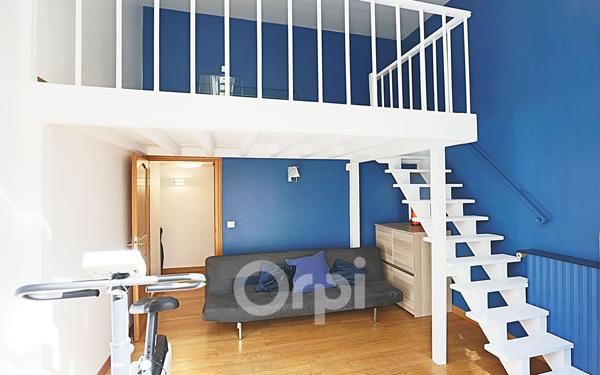 Appartement à vendre    4 pièces • 100,75 m2 Paris 8