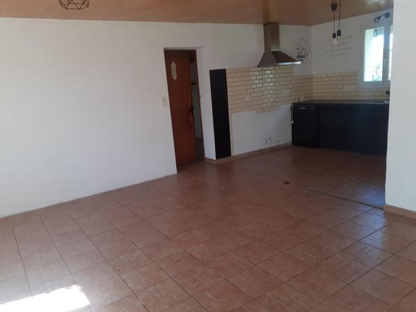 A Barbâtre, maison de plain-pied de 75m2 de surface habitable sur une propriété de 600m2.