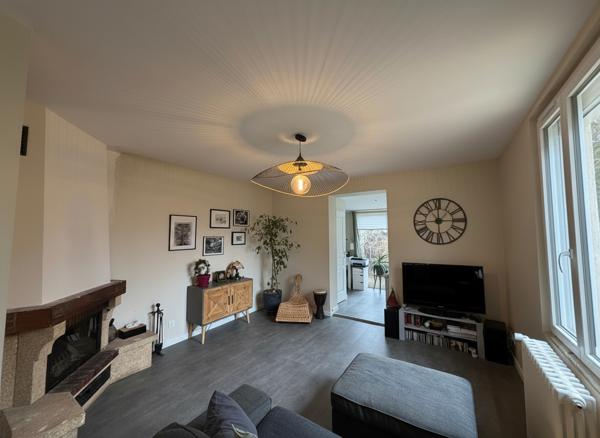 Charmante maison rénovée au coeur de Joué-lès-Tours ? Tout à pied, au calme absolu