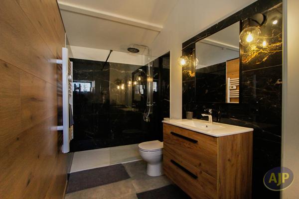 Maison à vendre Divatte Sur Loire - 5 pièces, 292m² avec 3 chambre(s) à 635 000€ - AJP Immobilier Le Loroux-Bottereau