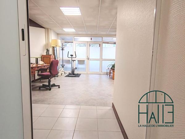 Local Commercial 4 pièces - 120 m² Exclusivité efficity