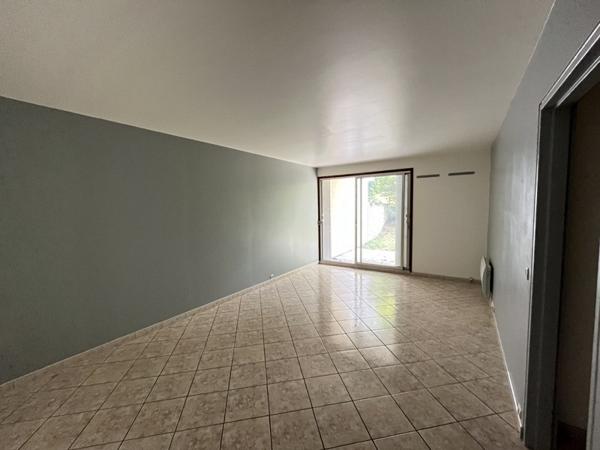 Appartement à vendre |  Méry-sur-Oise |  2 pièces | 56 m²