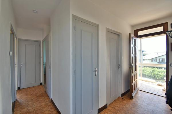 Maison individuelle lumineuse avec jardin et garage — Saint-Agrève